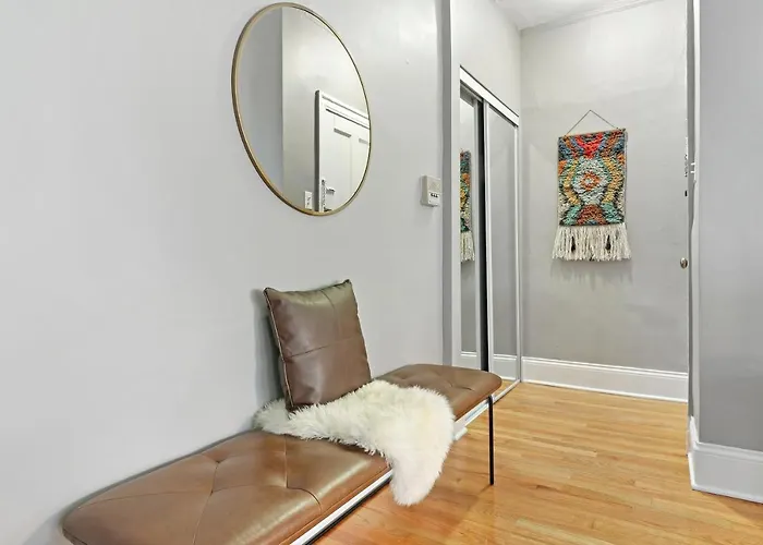 Apartamento Homey 2br Unit In Boystown, Steps From Everything - Stratford 2n 3n Rep *